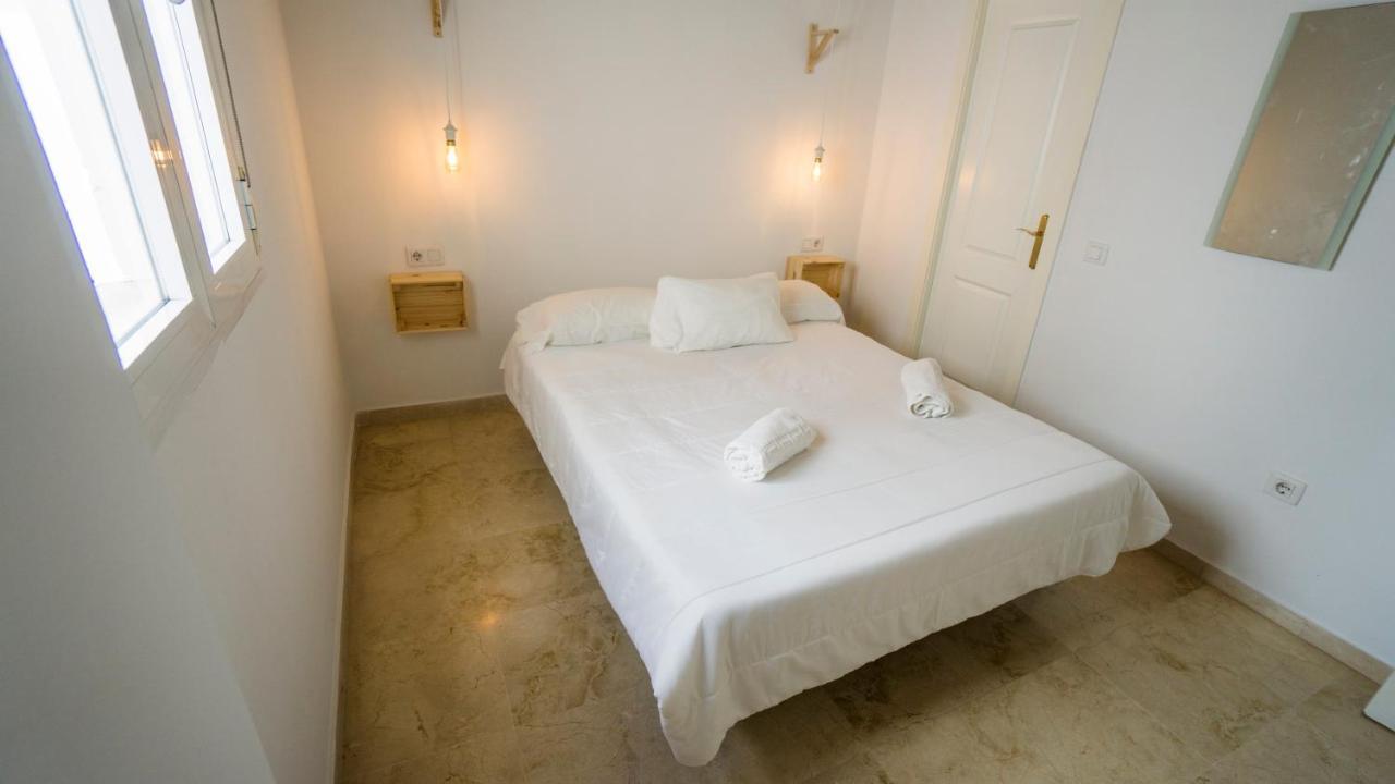Rentalsevilla Feria Duplex Con Terraza Buitenkant foto